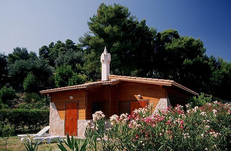 Tenuta Molino Di Mare- Ecoresort Con Villini Rodi Garganico Eksteriør billede