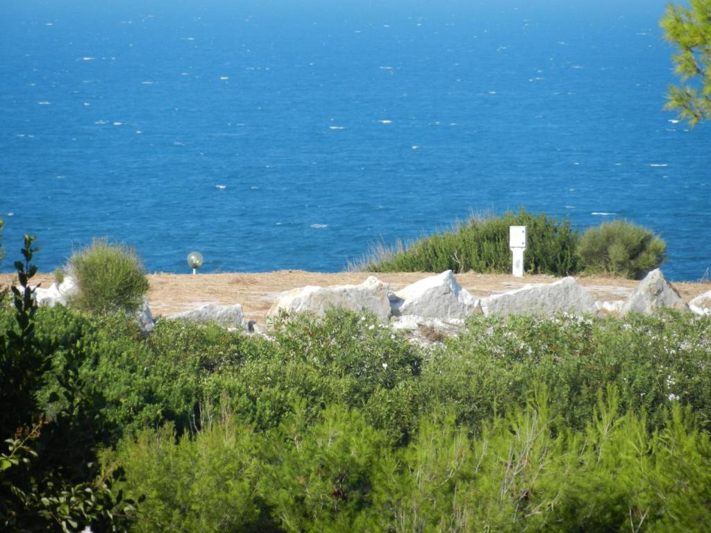 Tenuta Molino Di Mare- Ecoresort Con Villini Rodi Garganico Eksteriør billede