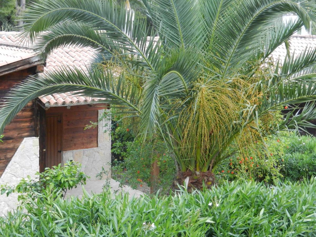 Tenuta Molino Di Mare- Ecoresort Con Villini Rodi Garganico Eksteriør billede
